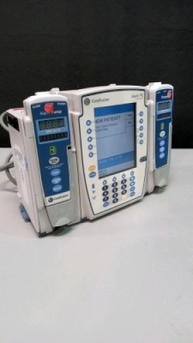 CAREFUSION ALARIS PC 8015 INFUSION PUMP WITH ALARIS PUMP 8100 SERIES MODULES