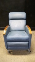 RECLINER