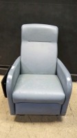 RECLINER