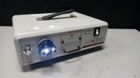 LUXTEC SERIES 9000 LIGHT SOURCE
