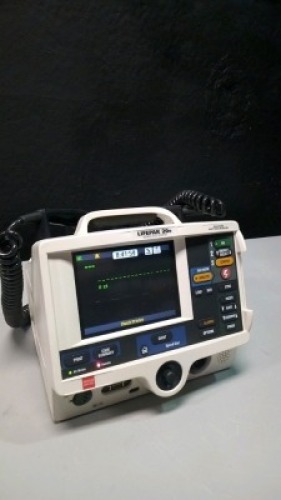 MEDTRONIC/PHYSIO-CONTROL LIFEPAK 20E BIPHASIC DEFIB WITH PACING, 3 LEAD ECG, ANALYZE, PADDLES