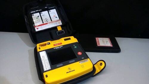 MEDTRONIC/PHYSIO-CONTROL LIFEPAK 1000 AED