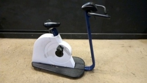 LODE CORIVAL ERGOMETER