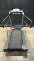 SPORTS ART 6320 HR TREADMILL