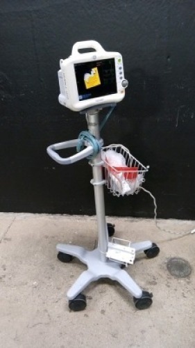 GE DASH 3000 PATIENT MONITOR