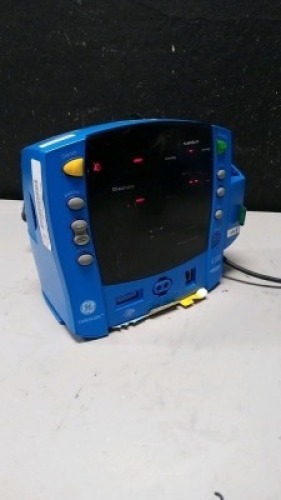 GE DINAMAP CARESCAPE V100 PATIENT MONITOR