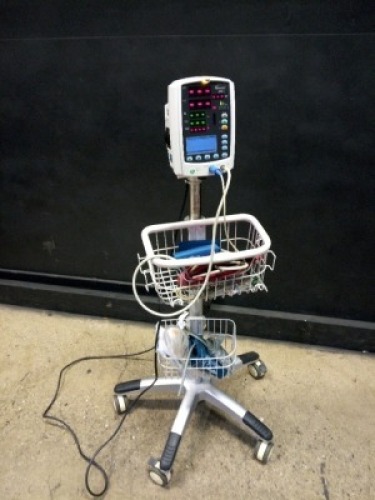 DATASCOPE DPM 3 PATIENT MONITOR