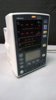 MINDRAY ACUTORR V PATIENT MONITOR