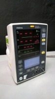 MINDRAY ACUTORR V PATIENT MONITOR