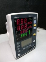 MINDRAY ACUTORR V PATIENT MONITOR