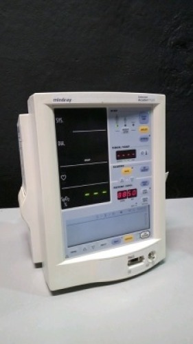DATASCOPE ACUTORR PLUS PATIENT MONITOR