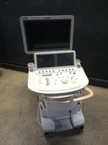 PHILIPS IE33 ULTRASOUND MACHINE WITH 1 PROBE (X5-1) (SERIAL# 02R8H8) (DOM: 6/2007)