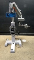 CARL ZEISS OPMI MD SURGICAL MICROSCOPE TO INCLUDE DUAL MOUNT BINOCULARS WITH EYEPIECES BOTH (10X/22B) BOTTOM LENSE (F250), SUPER-LUX 40 LIGHT SOURCE & MULTI-FUNCTION FOOTSWITCH ON UNIVERSAL S3 STAND