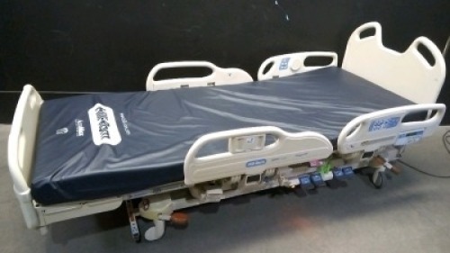 HILL-ROM P3200 VERSACARE HOSPITAL BED WITH FOOTBOARD