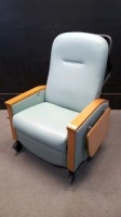 NEMSCHOFF SLEEPER CHAIR