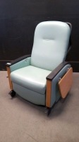 NEMSCHOFF SLEEPER CHAIR