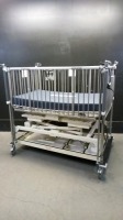 HARD S752 ELECTRIC INFANT CRIB