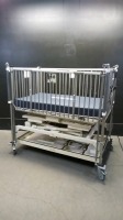 HARD S752 ELECTRIC INFANT CRIB