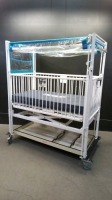 HARD E1843 INFANT CRIB