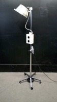 OLYMPIC 56841 WARM-LAMP ON ROLLING STAND