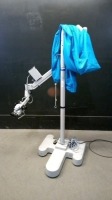 ZEISS OPMI 1-FC SURGICAL MICROSCOPE WITH SINGLE BINOCULAR (10X/22B T*, F170 T*), BOTTOM LENS (F250 T*) ON S1 STAND