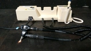 WELCH ALLYN 767 SERIES OTOSCOPE W/HEADS & THERMOMETER