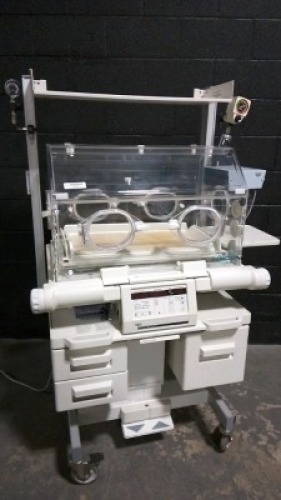 OHMEDA OHIO CARE PLUS INFANT INCUBATOR