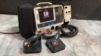 MEDTRONIC/PHYSIO-CONTROL LIFEPAK 20 BIPHASIC DEFIB WITH PACING, 3 LEAD ECG, ANALYZE, PADDLES