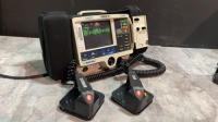 MEDTRONIC/PHYSIO-CONTROL LIFEPAK 20 BIPHASIC DEFIB WITH PACING, 3 LEAD ECG, ANALYZE, PADDLES