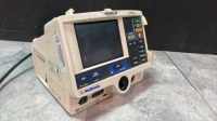 MEDTRONIC/PHYSIO-CONTROL LIFEPAK 20 BIPHASIC DEFIB WITH PACING, 3 LEAD ECG, SPO2, ANALYZE