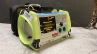 ZOLL M-SERIES BIPHASIC DEFIB WITH PACING, 3 LEAD ECG, ANALYZE