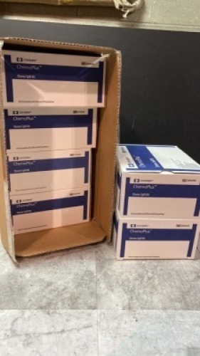 LOT OF COVIDIEN CHEMO PLUS (DP5016K)