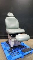 MIDMARK 630 POWER EXAM CHAIR