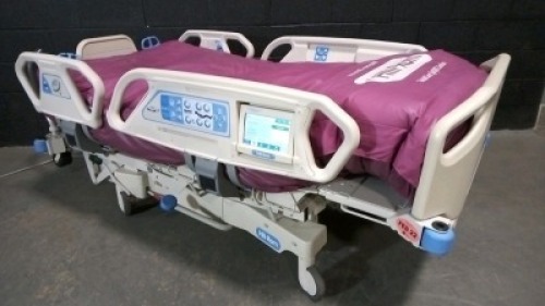 HILL-ROM TOTALCARE P1900 HOSPITAL BED W/SCALE,HEAD & FOOTBOARDS