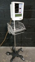 MINDRAY ACCUTORR PLUS PATIENT MONITOR ON ROLLING STAND