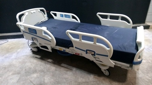 STRYKER 3002 S3 HOSPITAL BED WITH HEAD & FOOTBOARD (CHAPERONE WITH ZONE CONTROL, BED EXIT, SCALE) (IBED AWARENESS)