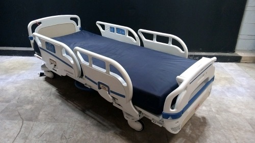 STRYKER 3002 S3 HOSPITAL BED WITH HEAD & FOOTBOARD (CHAPERONE WITH ZONE CONTROL, BED EXIT, SCALE) (IBED AWARENESS)