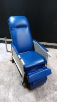 RECLINER
