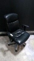 COMPUTER CHAIR
