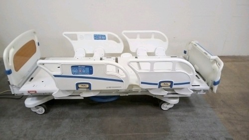 STRYKER 3002 S3 HOSPITAL BED WITH HEAD AND FOOT BOARDS (IBED AWARENESS, BED EXIT, SCALE)