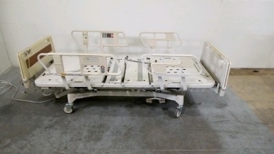 HILL-ROM ADVANCE 1105 HOSPITAL BED WITH HEAD AND FOOT BOARDS