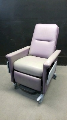 CHAMPION RECLINER