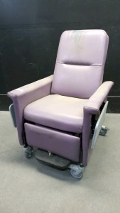 CHAMPION RECLINER