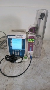 CARDINAL HEALTH ALARIS PC GUARDRAILS 8000 INFUSION PUMP WITH ALARIS PCA 8120 SERIES PUMP MODULE