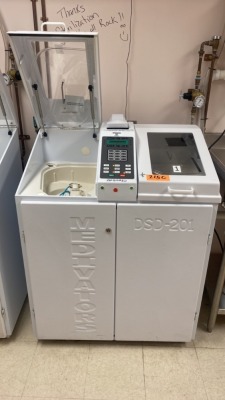 MEDIVATORS DSD-201 SCOPE PROCESSOR WITH MAR COR PRS-12 PARTICLE REDUCTION SYSTEM (THIS LOT REQUIRES PROFESSIONAL DE-INSTALLATION AND CERTIFICATE OF INSURANCE)