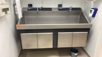 STERIS FLEXMATIC SCRUB SINK (THIS LOT REQUIRES PROFESSIONAL DE-INSTALLATION AND CERTIFICATE OF INSURANCE)