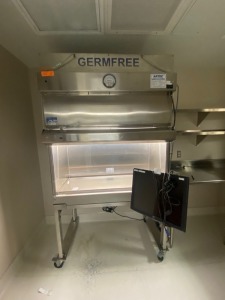 GERMFREE BBF-4SSRX ROLLING FUME HOOD