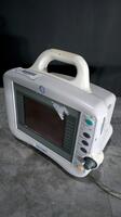 GE DASH 2000 PATIENT MONITOR