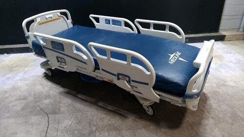 STRYKER 3002 S3 HOSPITAL BED WITH HEAD & FOOTBOARD (CHAPERONE WITH ZONE CONTROL, BED EXIT, SCALE) (IBED AWARENESS)