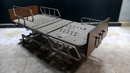 HILL-ROM 425 HOSPITAL BED